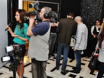 Бомба: Гери-Никол чака дете от Криско! (МНОГО СНИМКИ)