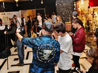 Бомба: Гери-Никол чака дете от Криско! (МНОГО СНИМКИ)