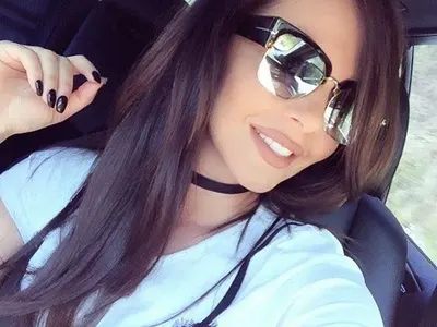 Галена прибира 50 бона за 4 дни, програмата й пълна за месеци напред