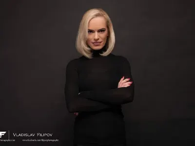 И Ива Екимова скочи срещу чантите на Лили Павлова (Стана страшно мазало във Фейсбук профила й)