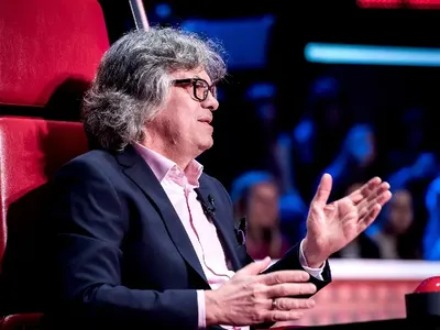 Иван Лечев се заплесна по девойка в „Гласът на България“ (ФОТО)