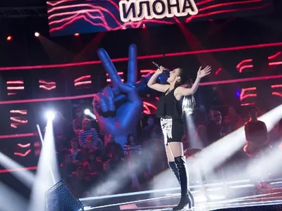 Иван Лечев се заплесна по девойка в „Гласът на България“ (ФОТО)