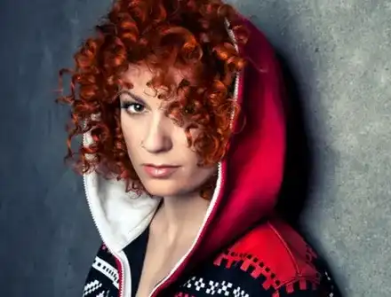 Люси Дяковска признава: Татко мислеше, че съм болна от СПИН! Споделила на майка си за предпочитанията си към женския пол чрез писмо