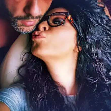 Маги Желязкова се пресели в Португалия с любимия си Георги