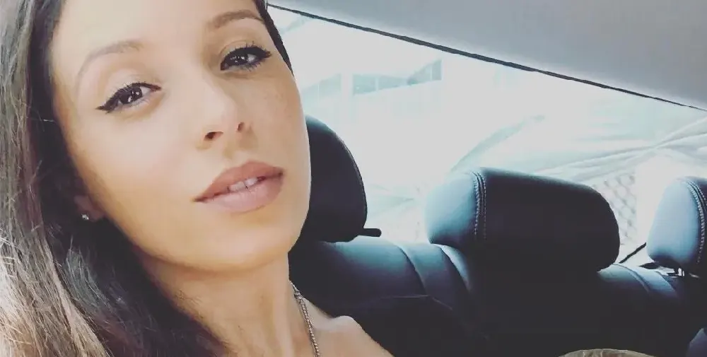 Мика Сточикова кърми публично: Когато обядвате в банята, тогава и аз ще кърмя там! (ФОТО)