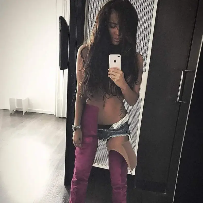 Николета, добре ли си? ТВ водещата драстично отслабна, стана кожа и кости! (Актуални снимки от Милано)