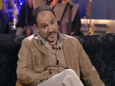 ОГРОМЕН СКАНДАЛ! Пластичният хирург д-р Николай Георгиев тормозил известни певици и миски с мръсни оферти! (Замесени са много популярни лица)