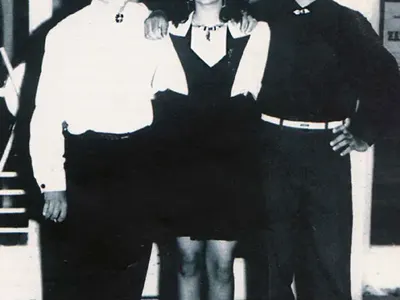 СНИМКИ на родните звезди като абитуриенти - днес модни икони, на бала си - клоуни