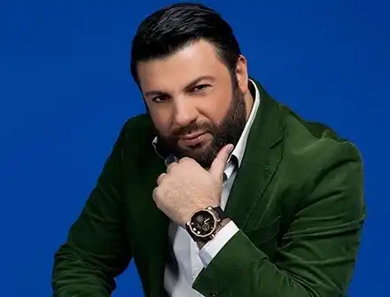 Тони Стораро спал с мъж на пияна глава! Съществото от третия пол имало силиконови гърди и заблудило певеца да си легне с него