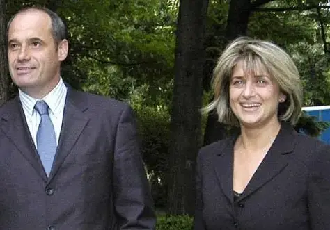 Весела Лечева  пръсна 4 милиона,  за да съживи съпруга си, вече живее с друг мъж в дома му