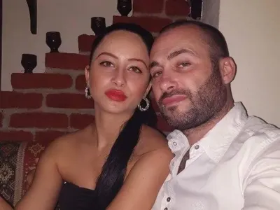 Звярът на Свищов с нов улов: Преподавател по финанси залюби своя студентка! Двамата не се крият (Имал е скандална афера с две фолк певици)