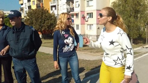 И майката на тризначките на съд за дългове, остава на улицата заради 2707 лева