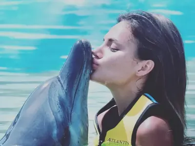 Джизъса глези Есмер в Дубай, рускинята не иска децата му от Христина