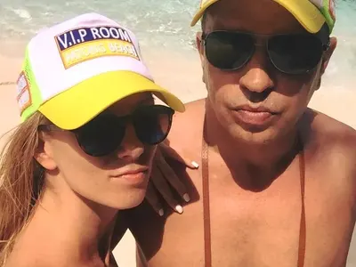 Ексклузивно в HotArena: Изплува наяве истината за настоящата любовница на Слави Трифонов! Омъжена е! (Ето коя е+Подробности+СНИМКИ)