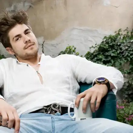 Иво Аръков: В Лондон печеля по-добре! Взима по 850 лв. на ден от реклами и второстепенни филми (Подробности)