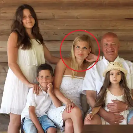 Жената на Шарлопов изпадна в нервен срив! (Вижте защо)