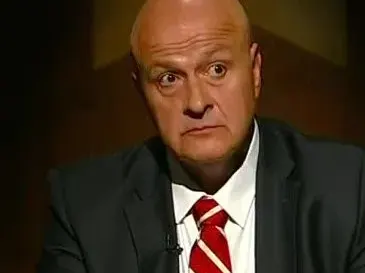 Жената на Шарлопов изпадна в нервен срив! (Вижте защо)