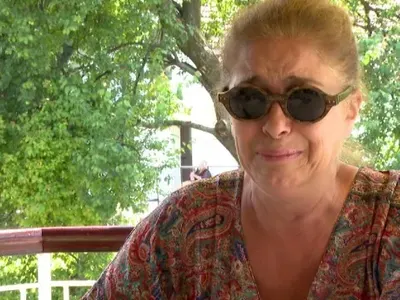 Катето Евро във война със съседи, не спи след бруталното убийство на кучето й