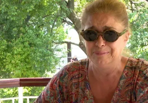 Катето Евро във война със съседи, не спи след бруталното убийство на кучето й