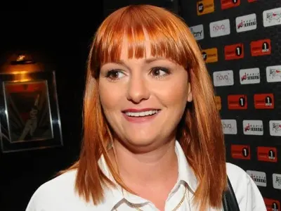 Колега на Рут Колева разкри: Купува си гледания и фенове в ЮТуб (Всичко за измамната схема)