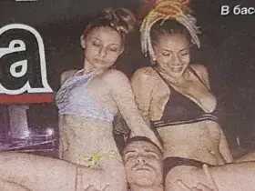 Младите срам нямат! Дара, Михаела Маринова и Иво в тройка! (Ето скандалните им снимки, които взривиха интернет)