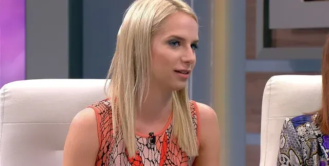 Правнучката на Тодор Живков показа задните си прелести в мрежата (Фото факт в галерията)