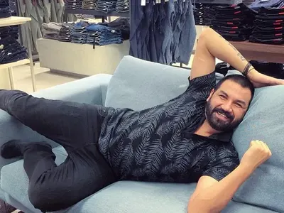 Росен Петров-Животното стана копие на Азис (Снимки)