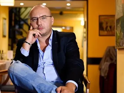 Шеф Манчев в прединфарктно състояние! Лекарите го накараха да свали 12 кг! Ето как се сбогува с мазнините