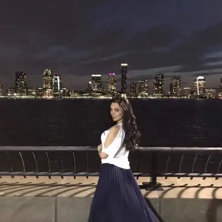 След куп провалени връзки, Ели Гигова заби богат американец! Май той ще е и последният! (Подробности)