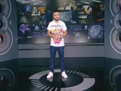 НОВО 20! Криско измести Николета! Той ли е новият водещ на „Папараци“?!