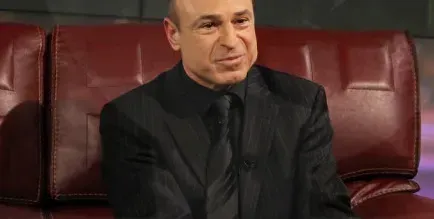 Безкомпромисен! Митко Пайнера глобява певиците си с 200 бона! Вижте какво в никакъв случай не трябва да правят, за да не ги унищожи