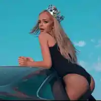 Дъщерята на Орхан Мурад разклати дупе в брутален клип (ВИДЕО)