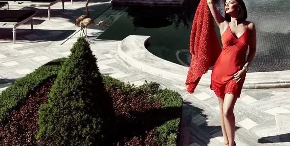 Галена: Не аз потърсих Филип Плейн за клип, а той мен! Имала ли е връзка с Фики и какво отговори на Азис за нискокачествените песни със скъпи видеа? ВИЖ ТУК