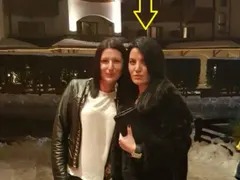 Кирливите ризи на Маги Димитрова от Перник извадени: Жадна е за слава и готова на всичко за подаръци–апартаменти от богати чичаци (Виж разкритията)