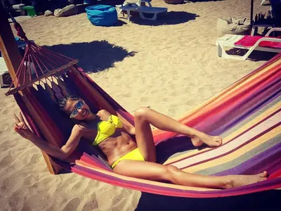 Красавиците от „София - Ден и нощ“ се захвърлиха дрехи на морето (ГОРЕЩИ СНИМКИ)