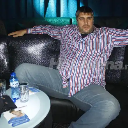 Любо Ганев тежи четвърт тон, яде по два хляба на ден (Шокиращи подробности)