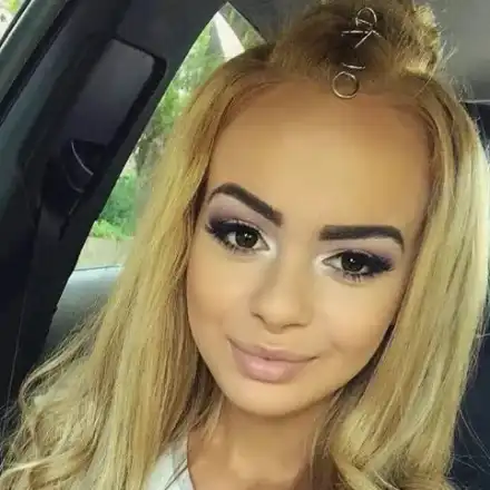 Ново 20! Песента на Сузанита била крадена! А вижте другия й музикален клип, в който се чекне по бельо върху спалня