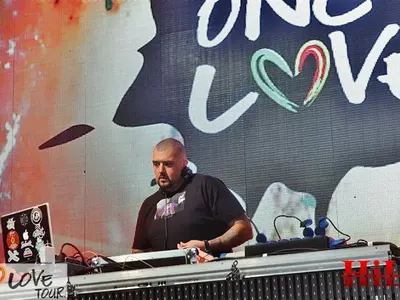 One Love Tour разби Охрид! 5000 избухнаха на Криско и Гери-Никол! Снимки + анонс за уникални ПАПАРАШКИ РАЗКРИТИЯ