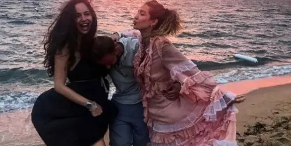 Щерката на Фатик се върна заради нова любов! Влюбена в обикновено момче (СНИМКИ)