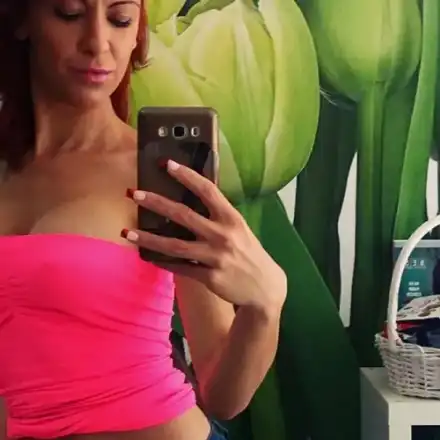 Силиконката Илона Попова: Богословите не ме нападат , може да е затишие пред буря!