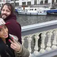 Време е за море! Къде почиват родните звезди: Фики и Гюлджан в Испания, Люси и Ани Хоанг в Дубай, Венета Харизанова на „Градина“ и още ...  (Снимки)