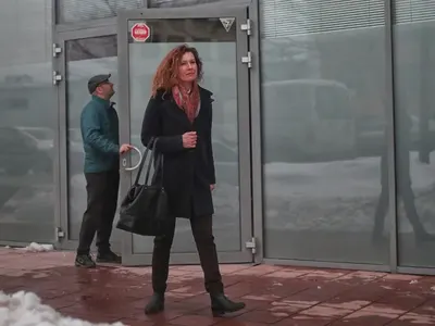 Бившата на Радев се скри на село! Гинка взе децата и избяга при майка си (Подробности)