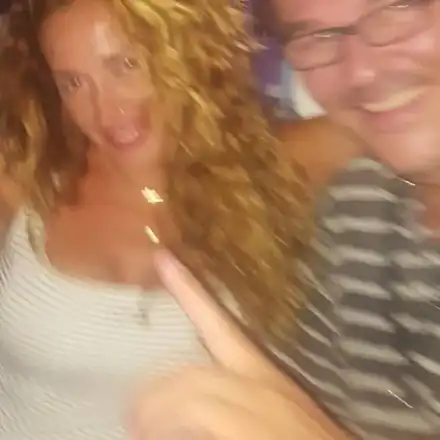 Боян Петракиев – Барона се фука с едрогърда руса испанка (Фото)