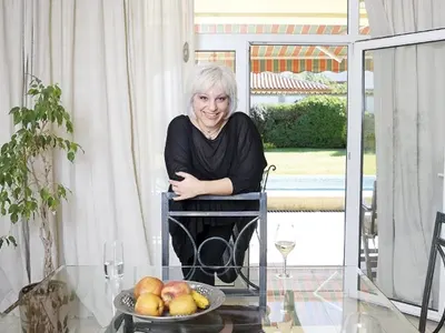 Джуджи прежали Гала, клюкарката от „На кафе” става продуцент