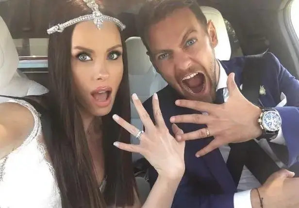 Еха, какво професионално израстване! Теди Бургазлиева стана брокер в Бевърли Хилс (Подробности)