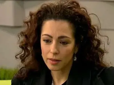 Елена Петрова пълнее от стрес, безпаричие съсипва актрисата (Тъжни подробности + папарашко фото)