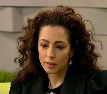 Елена Петрова пълнее от стрес, безпаричие съсипва актрисата (Тъжни подробности + папарашко фото)