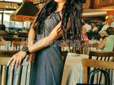 Евгени Минчев: Маги Желязкова с кафеварка на китката и чанта каляска,  Хранова изпревари Гери-Никол, Любо Киров - каре ли си, зюмбюл ли си + още и снимки