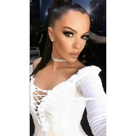 Галена откровено за завръщането си на сцената, за Филип Плейн, защо не се определя като чалгаджийка и защо намалява участията си + още...