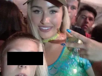 Гери-Никол без Фотошоп и филтри изглежда като малко момиченце с бузки! Колко невинно е лицето й без 2 тона грим и обработка (СНИМКИ)